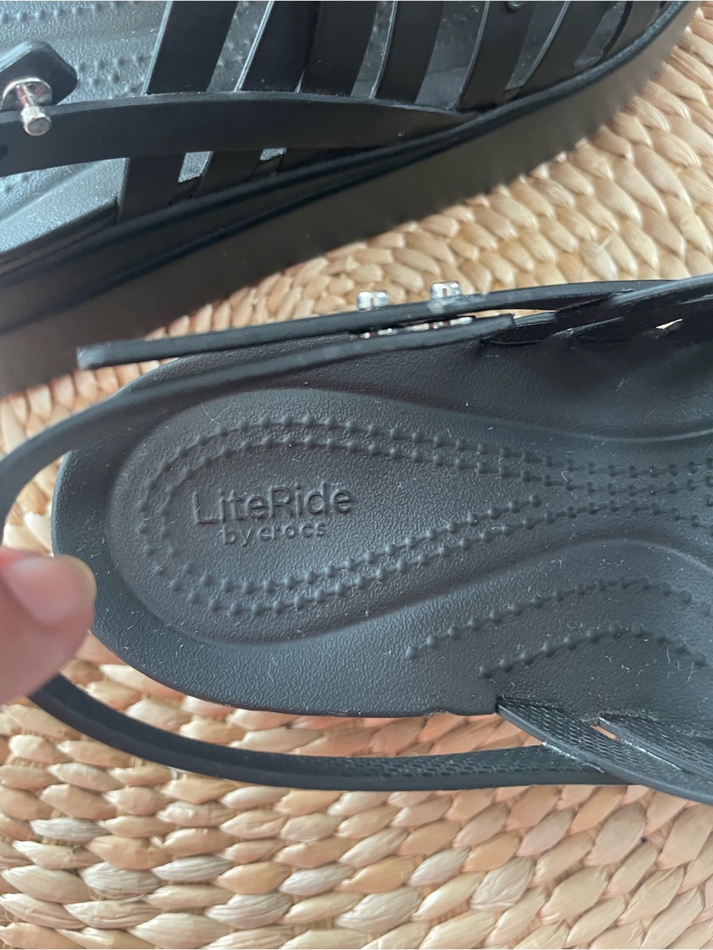 Crocs Brooklyn Strappy Low wedge Sandals in SZ 9 in like new condition - Picture 5 of 11